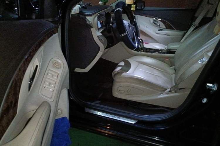 Used Buick LaCrosse 2013 2.4L SIDI Leading Comfort Version Driver Seat