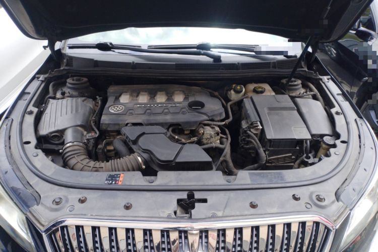 Used Buick LaCrosse 2013 2.4L SIDI Leading Comfort Version Engine Bay