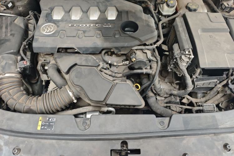 Used Buick LaCrosse 2013 2.4L SIDI Luxury Comfort Edition Engine Bay