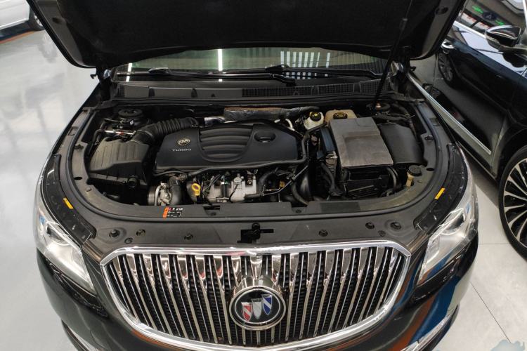 Used Buick LaCrosse 2013 2.0T SIDI Smart Luxury Flagship Edition Engine Bay