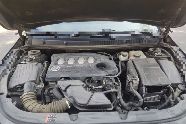Used Buick LaCrosse 2013 2.4L SIDI Luxury Comfort Edition Engine Bay