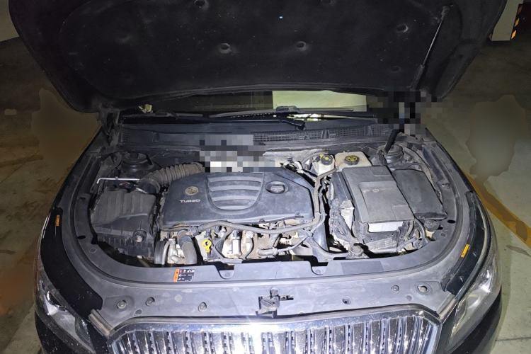 Used Buick LaCrosse 2013 2.0T SIDI Elite Tech Version Engine Bay