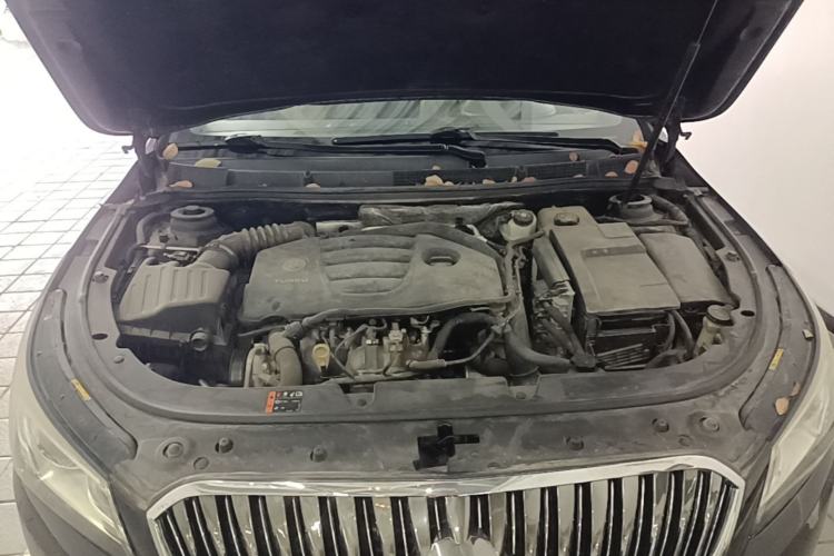 Used Buick LaCrosse 2013 2.0T SIDI Technology Version Engine Bay