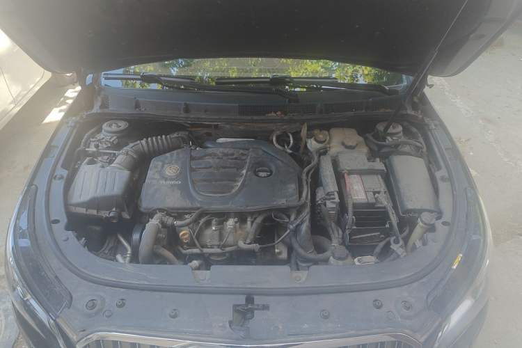 Used Buick LaCrosse 2013 2.0T SIDI Smart Luxury Flagship Edition Engine Bay
