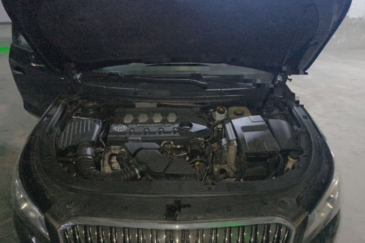 Used Buick LaCrosse 2013 2.4L SIDI Leading Comfort Version Engine Bay