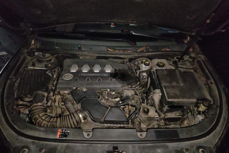 Used Buick LaCrosse 2013 2.4L SIDI Leading Comfort Version Engine Bay