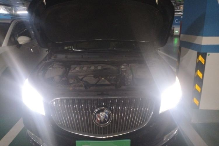 Used Buick LaCrosse 2013 2.4L SIDI Leading Comfort Version Engine Bay