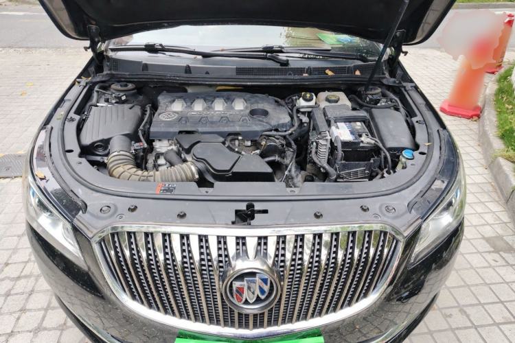 Used Buick LaCrosse 2013 2.4L SIDI Luxury Comfort Edition Engine Bay