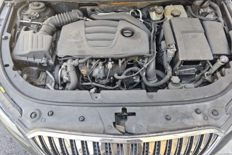 Used Buick LaCrosse 2013 2.0T SIDI Smart Luxury Flagship Edition Engine Bay