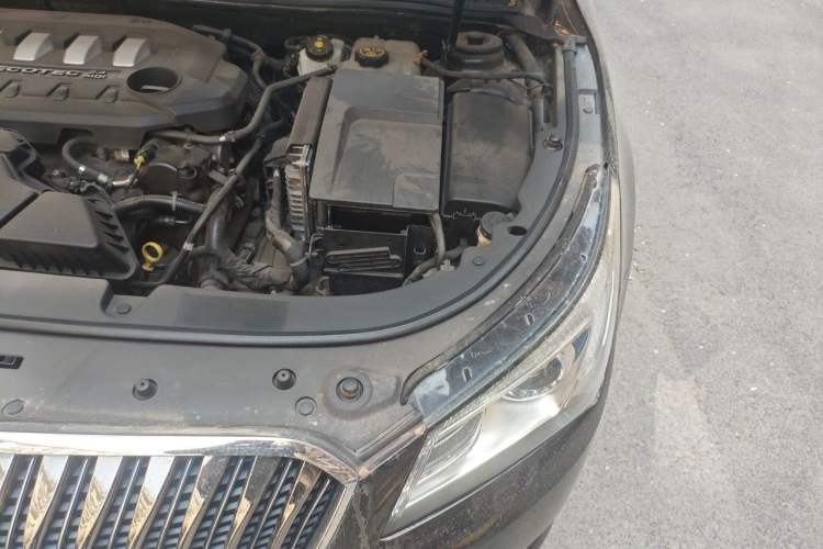 Used Buick LaCrosse 2013 2.4L SIDI Leading Comfort Version Engine Bay Left