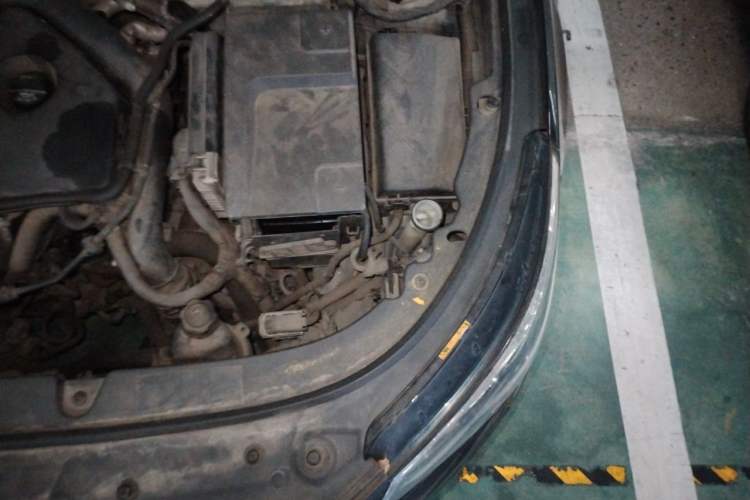 Used Buick LaCrosse 2013 2.0T SIDI Smart Luxury Flagship Edition Engine Bay Left