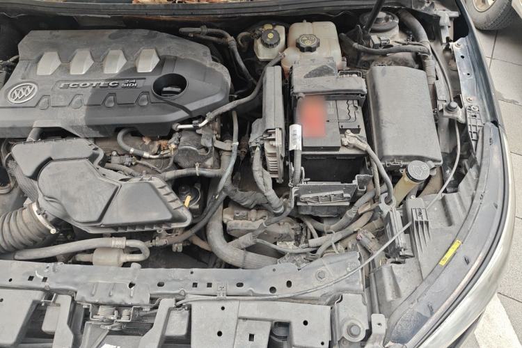 Used Buick LaCrosse 2013 2.4L SIDI Luxury Comfort Edition Engine Bay Left