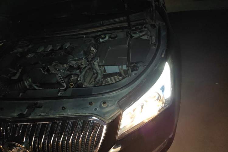Used Buick LaCrosse 2013 2.4L SIDI Leading Comfort Version Engine Bay Left