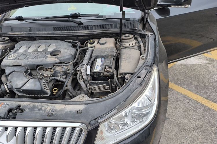 Used Buick LaCrosse 2013 2.4L SIDI Leading Comfort Version Engine Bay Left
