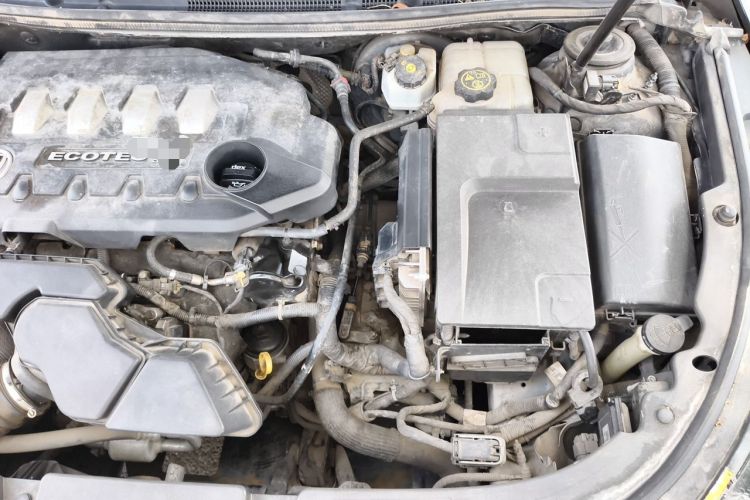 Used Buick LaCrosse 2013 2.4L SIDI Luxury Comfort Edition Engine Bay Left