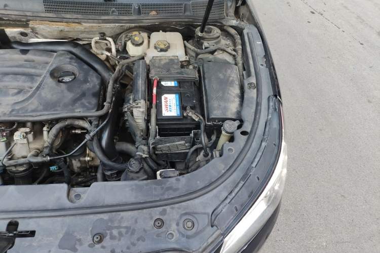 Used Buick LaCrosse 2013 2.0T SIDI Smart Luxury Flagship Edition Engine Bay Left