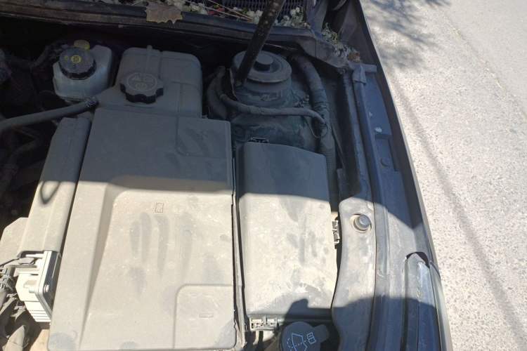 Used Buick LaCrosse 2013 2.4L SIDI Leading Comfort Version Engine Bay Left