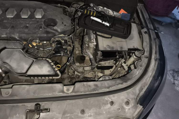Used Buick LaCrosse 2013 2.4L SIDI Leading Comfort Version Engine Bay Left
