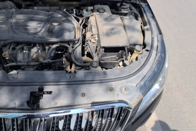 Used Buick LaCrosse 2013 2.0T SIDI Smart Luxury Flagship Edition Engine Bay Left