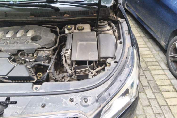 Used Buick LaCrosse 2013 2.4L SIDI Leading Comfort Version Engine Bay Left