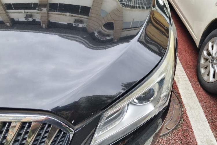 Used Buick LaCrosse 2013 2.4L SIDI Luxury Comfort Edition Engine Bay Left