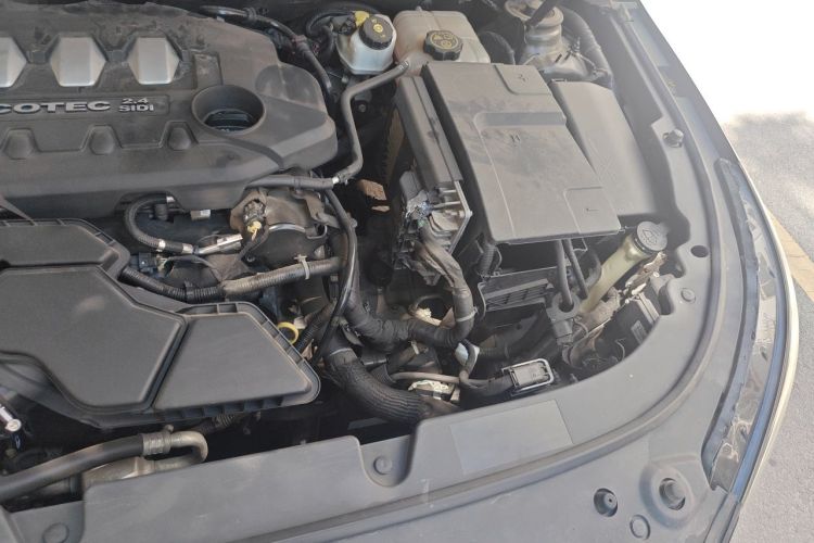 Used Buick LaCrosse 2013 2.4L SIDI Leading Comfort Version Engine Bay Left