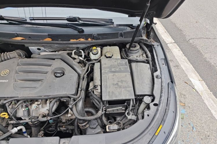 Used Buick LaCrosse 2013 2.0T SIDI Elite Tech Version Engine Bay Left