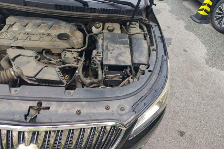 Used Buick LaCrosse 2013 2.4L SIDI Leading Comfort Version Engine Bay Left
