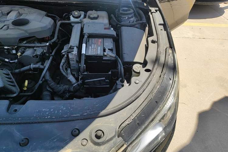 Used Buick LaCrosse 2013 2.4L SIDI Leading Comfort Version Engine Bay Left