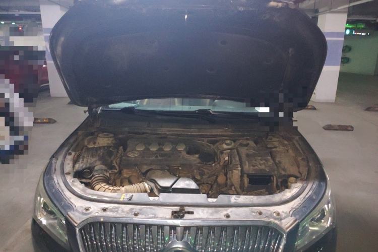 Used Buick LaCrosse 2013 2.4L SIDI Leading Comfort Version Engine Bay