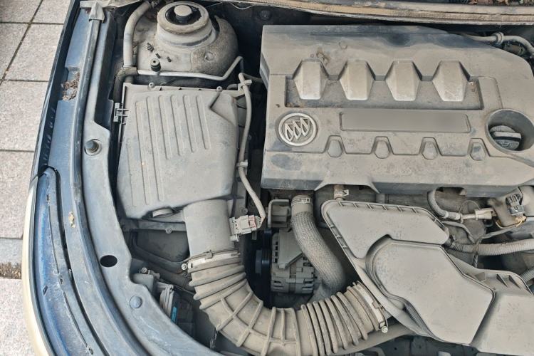 Used Buick LaCrosse 2013 2.4L SIDI Leading Comfort Version Engine Bay Right