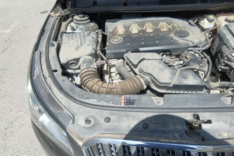 Used Buick LaCrosse 2013 2.4L SIDI Leading Comfort Version Engine Bay Right