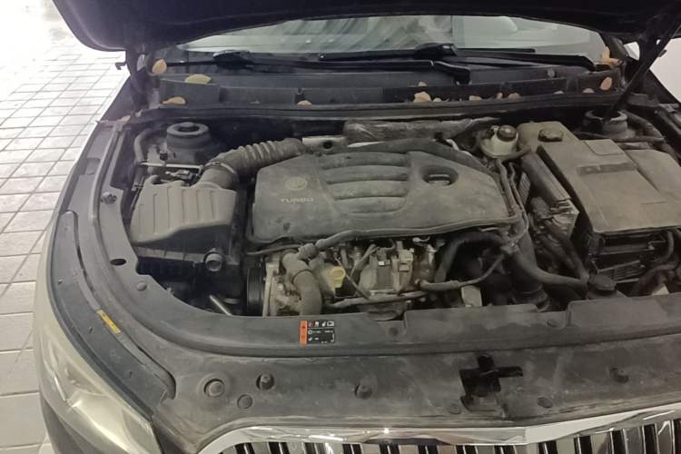 Used Buick LaCrosse 2013 2.0T SIDI Technology Version Engine Bay Right
