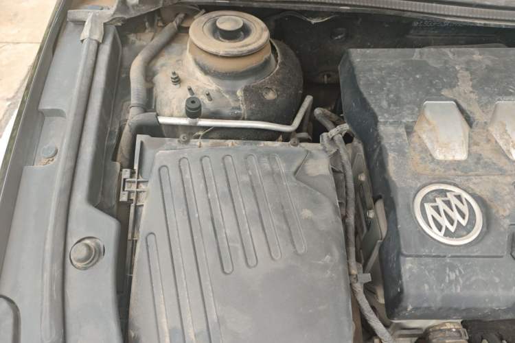 Used Buick LaCrosse 2013 2.4L SIDI Leading Comfort Version Engine Bay Right