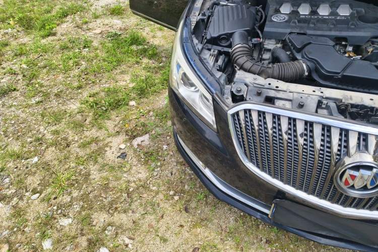 Used Buick LaCrosse 2013 2.4L SIDI Leading Comfort Version Engine Bay Right