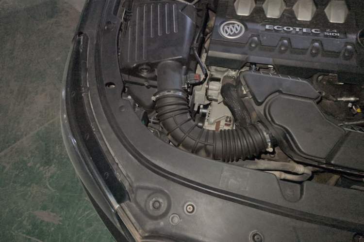 Used Buick LaCrosse 2013 2.4L SIDI Leading Comfort Version Engine Bay Right
