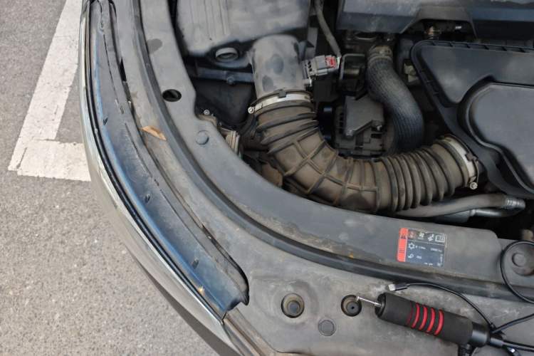 Used Buick LaCrosse 2013 2.4L SIDI Leading Comfort Version Engine Bay Right