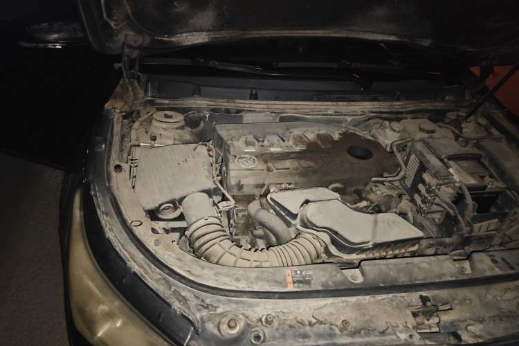 Used Buick LaCrosse 2013 2.4L SIDI Leading Comfort Version Engine Bay Right