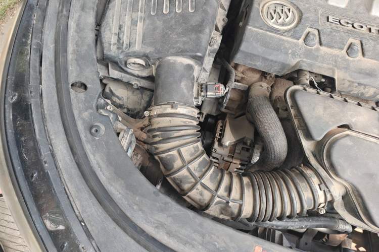 Used Buick LaCrosse 2013 2.4L SIDI Leading Comfort Version Engine Bay Right