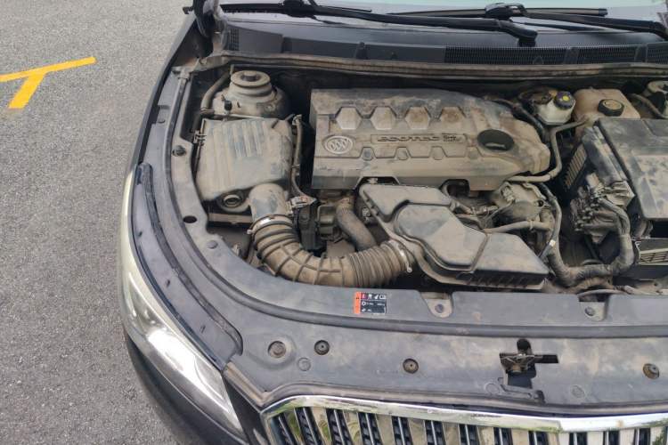 Used Buick LaCrosse 2013 2.4L SIDI Leading Comfort Version Engine Bay Right