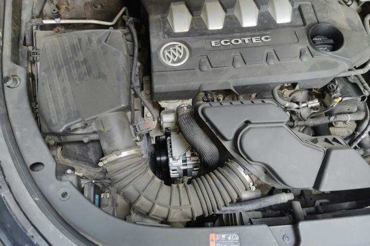 Used Buick LaCrosse 2013 2.4L SIDI Leading Comfort Version Engine Bay Right
