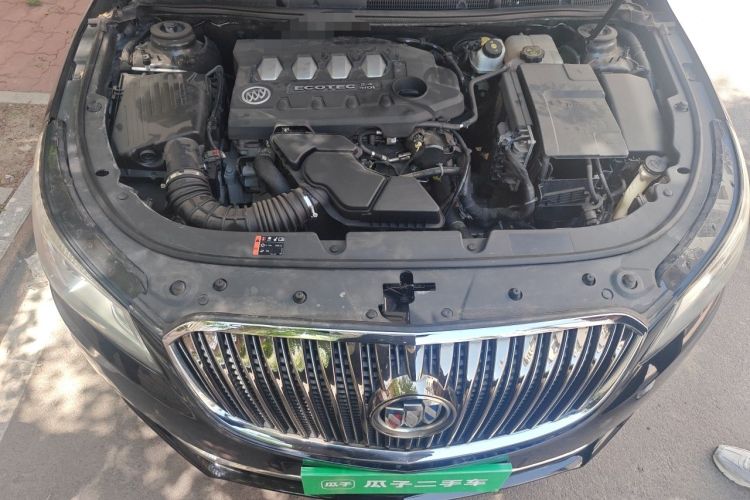 Used Buick LaCrosse 2013 2.4L SIDI Leading Comfort Version Engine Bay