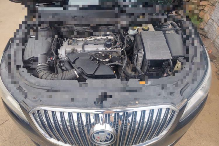 Used Buick LaCrosse 2013 2.4L SIDI Leading Comfort Version Engine Bay