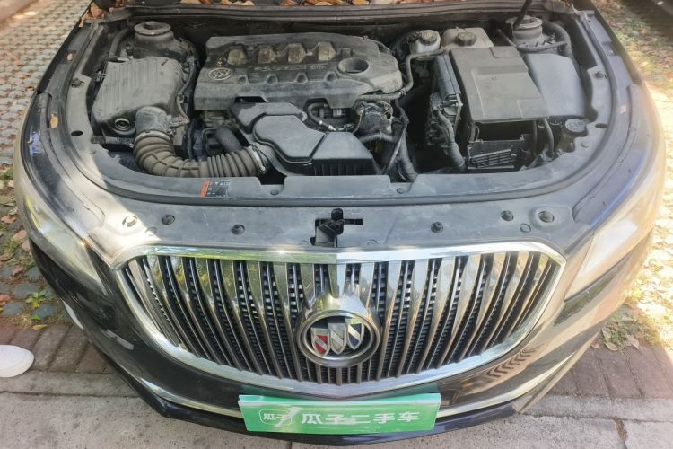 Used Buick LaCrosse 2013 2.4L SIDI Leading Comfort Version Engine Bay