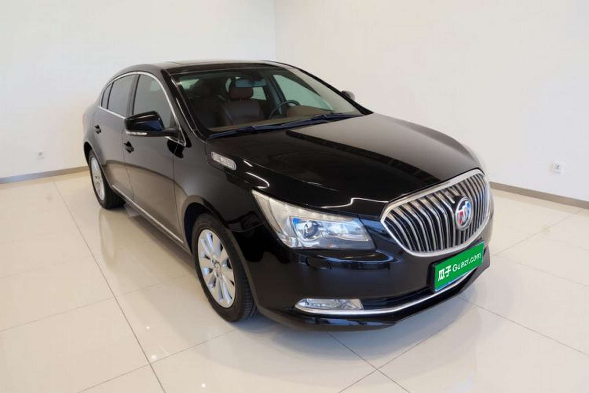 Used Buick LaCrosse 2013 2.4L SIDI Leading Comfort Version Exterior 1