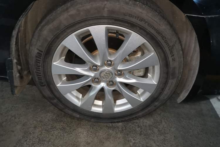 Used Buick LaCrosse 2013 2.4L SIDI Elite Comfort Version Exterior 1