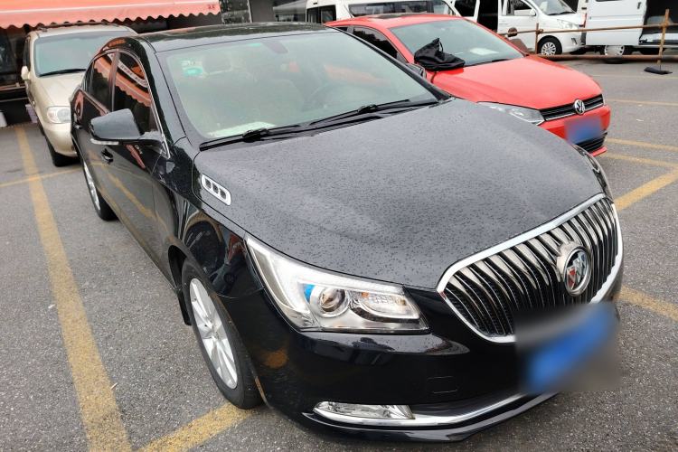 Used Buick LaCrosse 2013 2.4L SIDI Leading Comfort Version Exterior 2