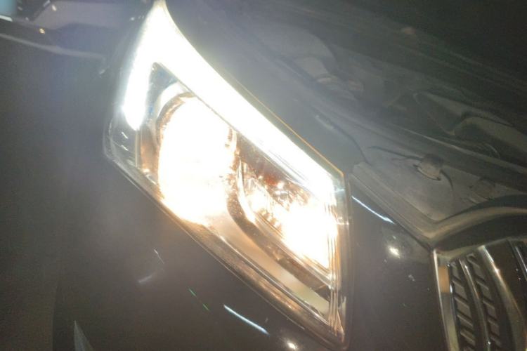 Used Buick LaCrosse 2013 2.4L SIDI Leading Comfort Version Exterior 6
