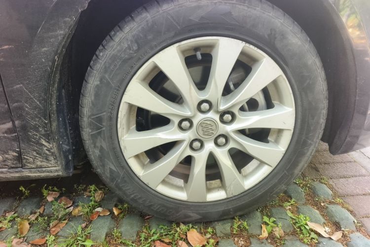Used Buick LaCrosse 2013 2.4L SIDI Leading Comfort Version Exterior 7