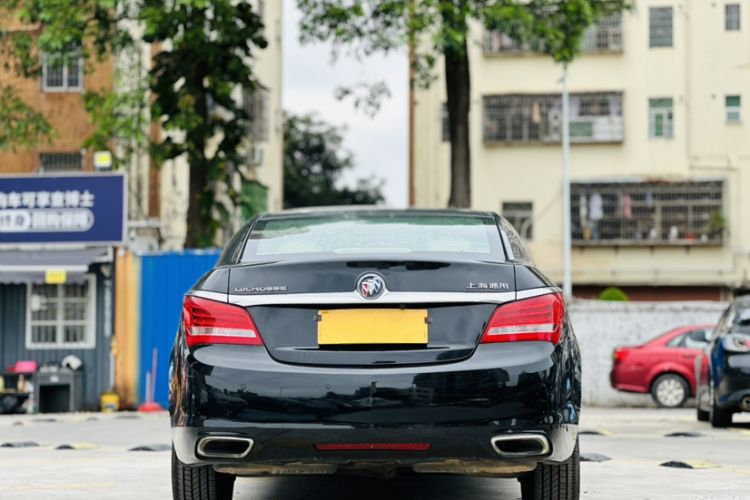 Used Buick LaCrosse 2013 2.4L SIDI Leading Comfort Version Exterior 8
